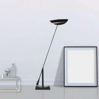 Horizon Minimalist Iron Floor Light
