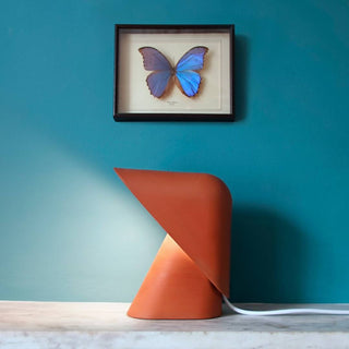 K Terracotta Resin Sculptural Table Lamp