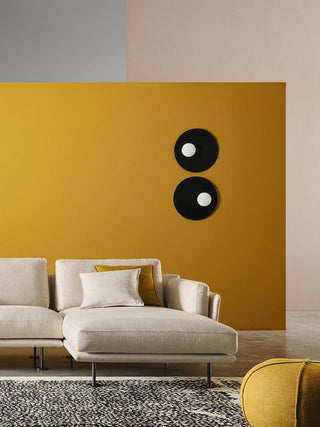 Kwic Minimalist Metal Wall Light