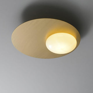 Kwic Minimalist Metal Wall Light