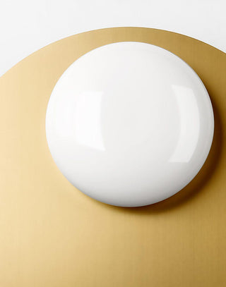Kwic Minimalist Metal Wall Light