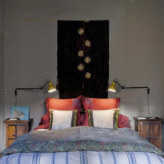 Versa Modern Iron Wall Light