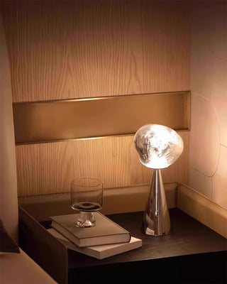 Magma Artistic Acrylic Table Lamp