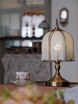 Leonore Vintage Metal Table Light