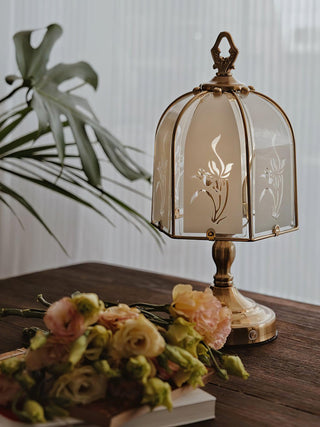 Leonore Vintage Metal Table Light