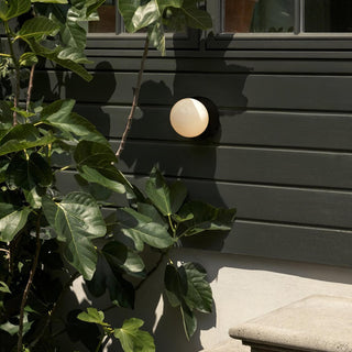 Liila Minimalist Glass Wall Light