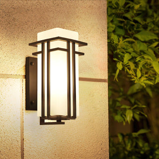 Linden Retro Iron Outdoor Wall Light
