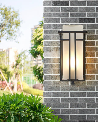 Linden Retro Iron Outdoor Wall Light