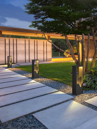 Linkmoon Sculptural Steel Solar Path Light