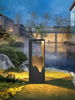 Linkmoon Sculptural Steel Solar Path Light