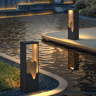 Linkmoon Sculptural Steel Solar Path Light
