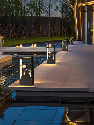 Linkmoon Sculptural Steel Solar Path Light