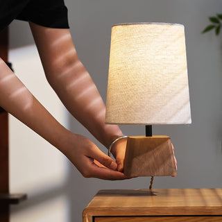 Lotoni Retro Fabric Table Lamp