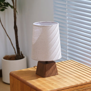Lotoni Retro Fabric Table Lamp