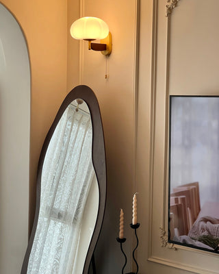 Nubia Modern Wood Glass Wall Lamp