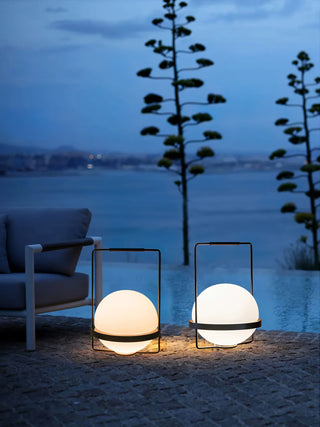 Liorin Modern Metal Table Lamp
