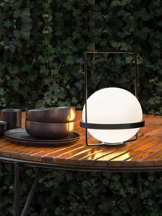 Liorin Modern Metal Table Lamp