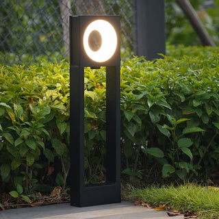 Solis Modern Aluminum Garden Light