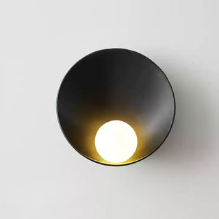 Musa Minimalist Metal Wall Sconce
