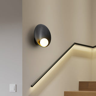 Musa Minimalist Metal Wall Sconce