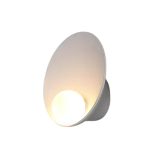 Musa Minimalist Metal Wall Sconce