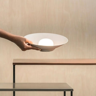 Musa Minimalist Metal Wall Sconce