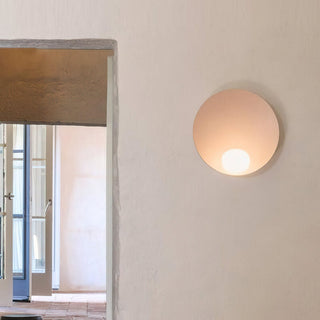 Musa Minimalist Metal Wall Sconce
