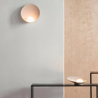Musa Minimalist Metal Wall Sconce