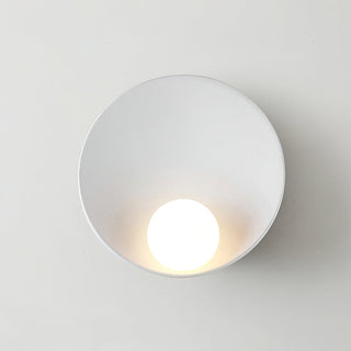 Musa Minimalist Metal Wall Sconce