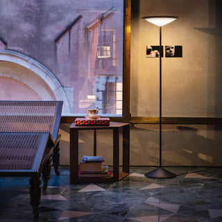 Narciso Slim Minimalist Floor Lamp