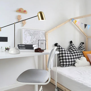 Pabula Sculptural Marble Table Light
