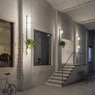 Palma Minimalist Metal Wall Light