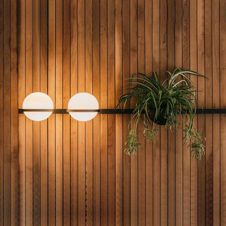 Palma Minimalist Metal Wall Light