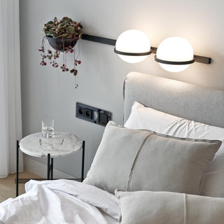 Palma Minimalist Metal Wall Light