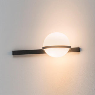 Palma Minimalist Metal Wall Light