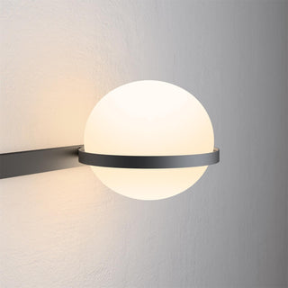 Palma Minimalist Metal Wall Light
