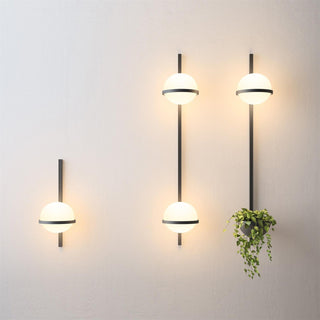 Palma Minimalist Metal Wall Light