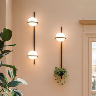 Palma Minimalist Metal Wall Light