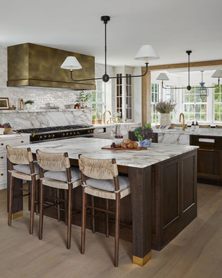 Piaf Grande Farmhouse Brass Chandelier