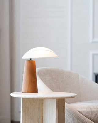 Pium Retro Wood Table Lamp
