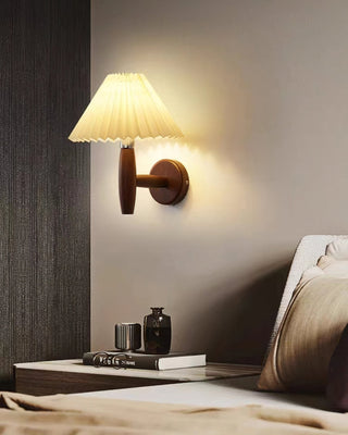 Pleated Retro Wood Fabric Wall Sconce