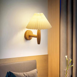 Pleated Retro Wood Fabric Wall Sconce