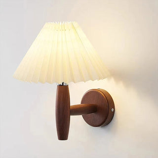 Pleated Retro Wood Fabric Wall Sconce