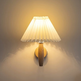 Pleated Retro Wood Fabric Wall Sconce