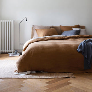 Pureform Minimalist Metal Floor Light