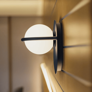 Rise Modern Brass Wall Lamp
