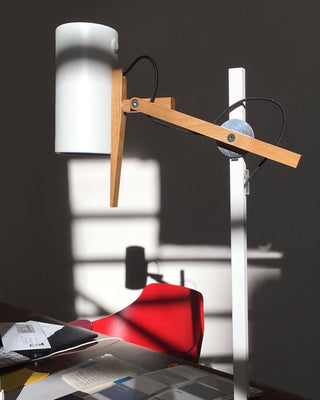Scantling Modern Carbon Steel Table Light