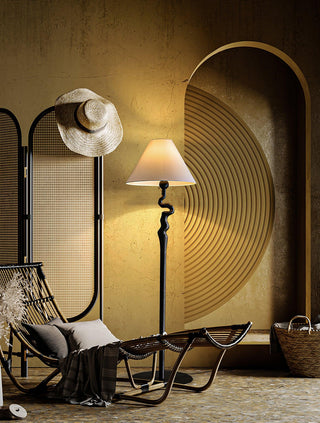 Spiralis Organic Wood Floor Lamp
