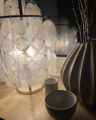 Cove Luxury Shell Table Light