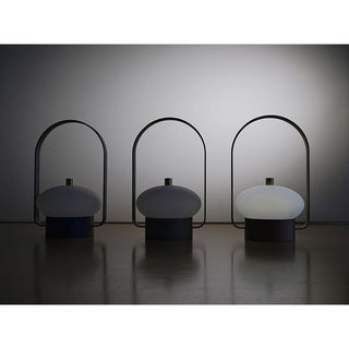 En Haut Elegant Metal Table Lamp